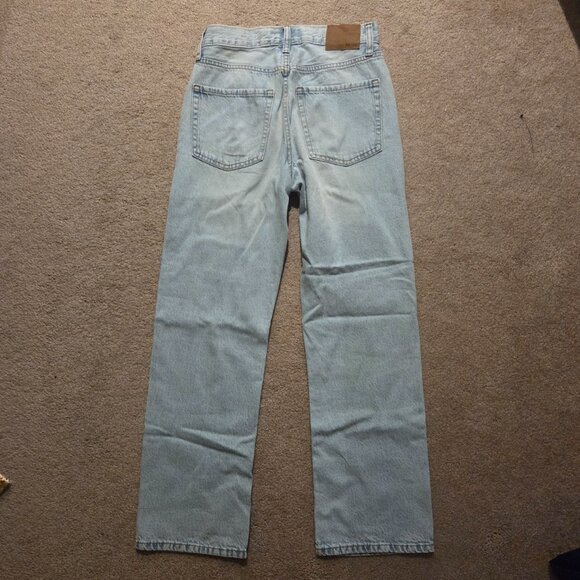 Aeropostale Lightwash High-Rise Baggy Jeans - Picture 2 of 3
